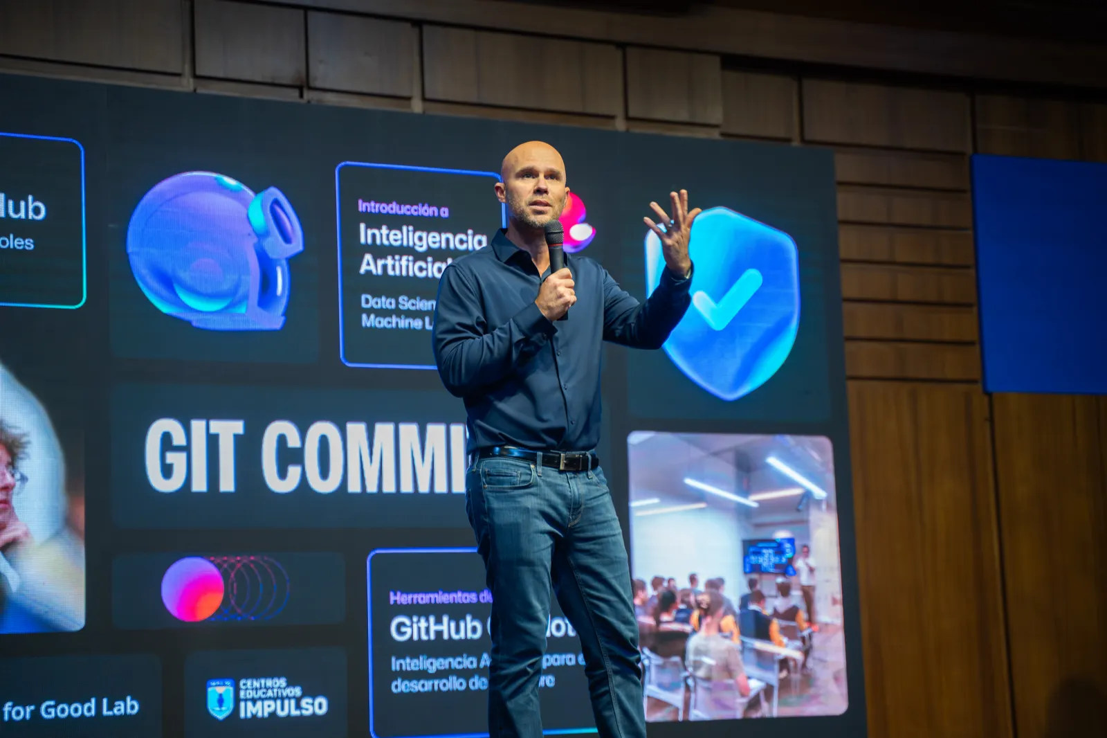 Git Commit Uruguay — In-person GitHub × Microsoft program